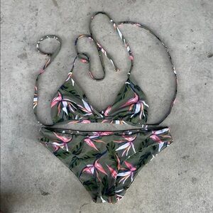 Tori Praver Swimwear Seafoam Tropical Print Bikini Set Small Top Medium Bottom